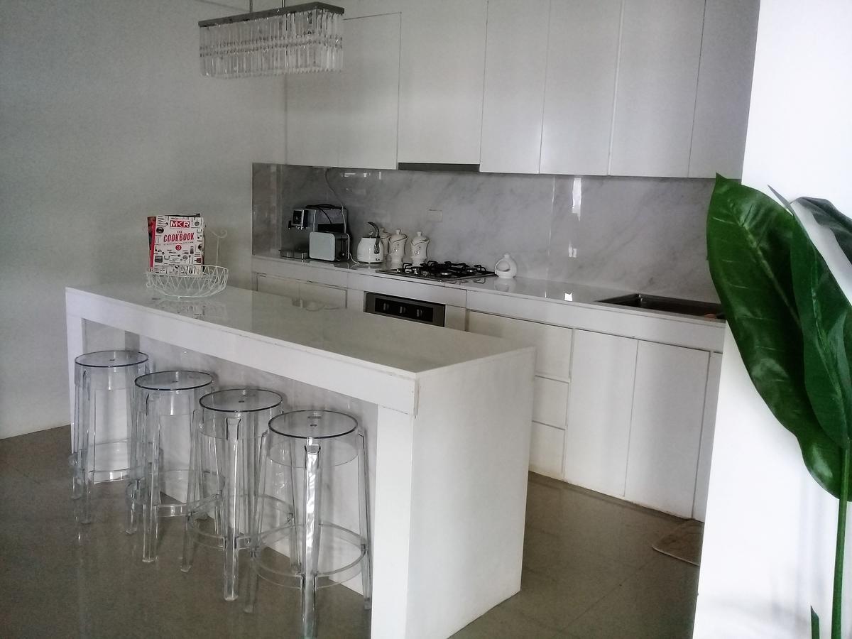 Sergi'S Resort And Hotel Palompon Экстерьер фото